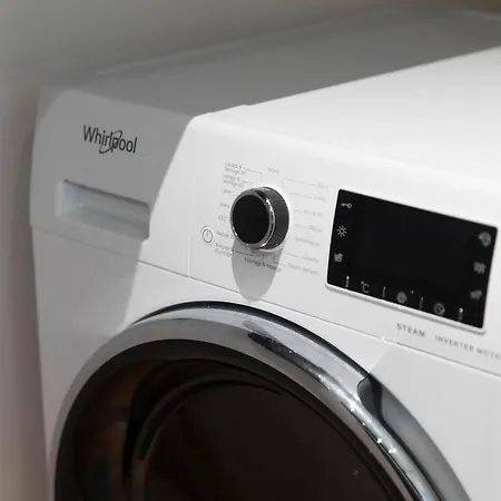 Apartmán Hyper Centre - Rue St Laud, 2min Ralliement