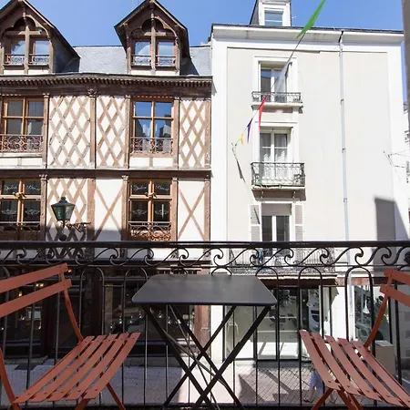 Hyper Centre - Rue St Laud, 2min Ralliement *