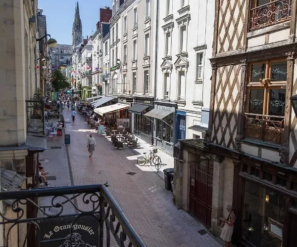 Hyper Centre - Rue St Laud, 2min Ralliement Apartmán *